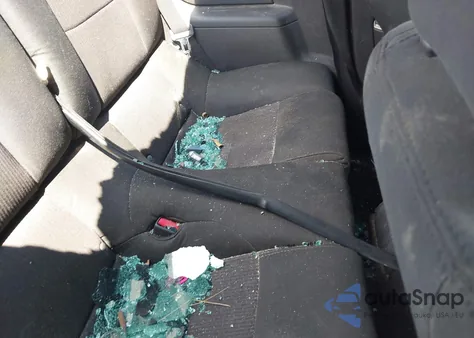 2010 Ford Mustang V6/V6 Premium z USA, uszkodzony, nr VIN 1ZVBP8AN4A5147985